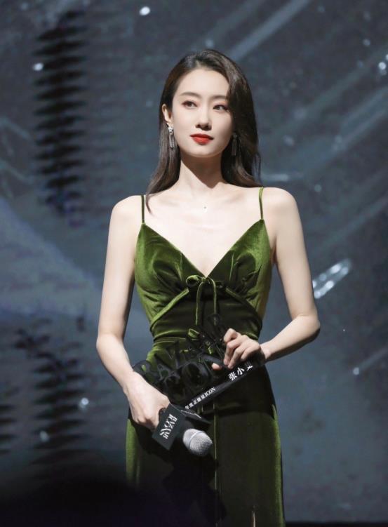 电影|“精刮子”刘钧,19岁当电工,45岁成正午阳光新宠,戏外娶女强人