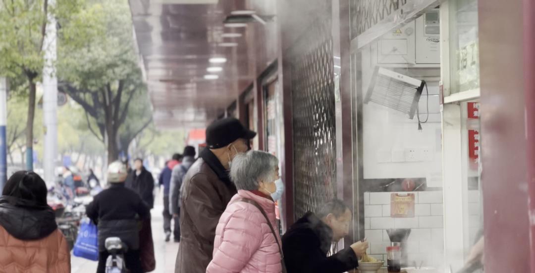 暖胃|小早餐大民生，这些街头的火气暖胃又暖心