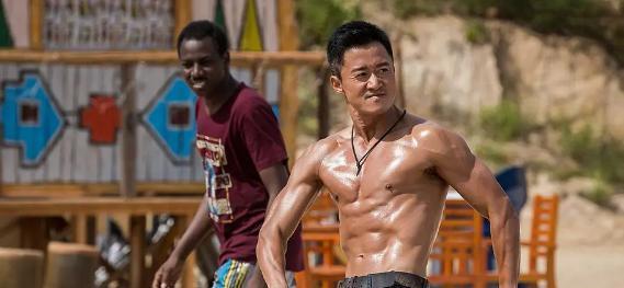 全球|吴京成好莱坞主演,总票房也已远超成龙,但他成不了“成龙”