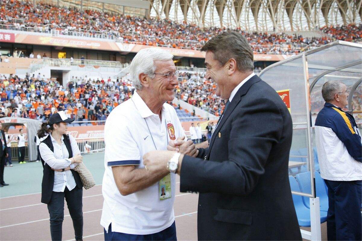 他被称为魔鬼教练，三次获得德甲冠军，他想再来次执教中国球队！