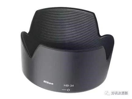 附件镜头自带附件遮光罩怎么用？成都王老师摄影培训学校告诉你！