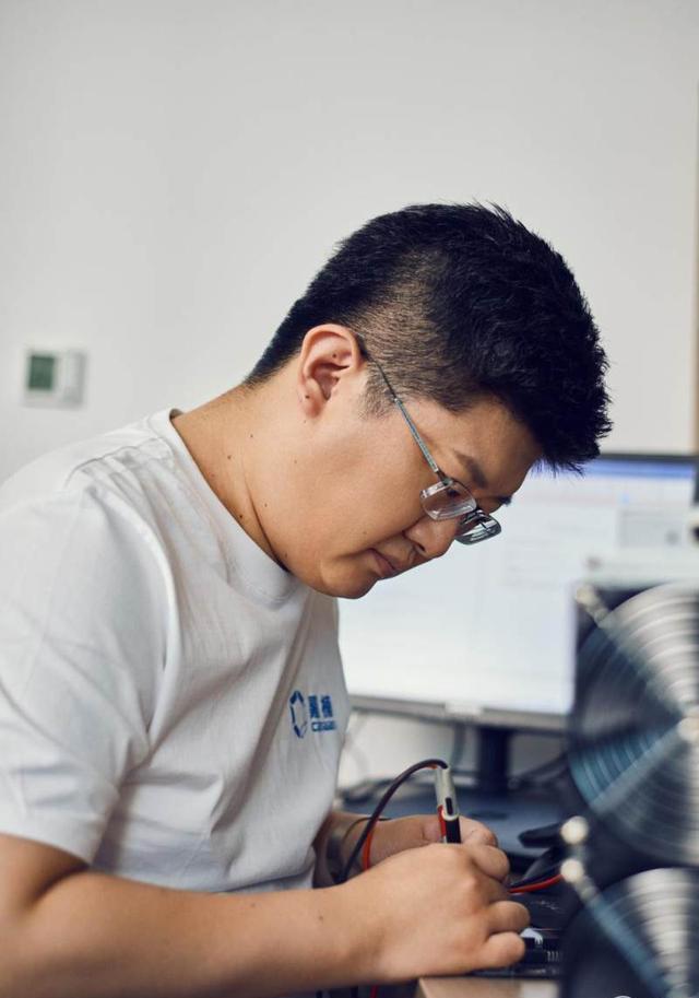 原创对话嘉楠科技ceo张楠赓怎样戳破ai芯片的泡沫