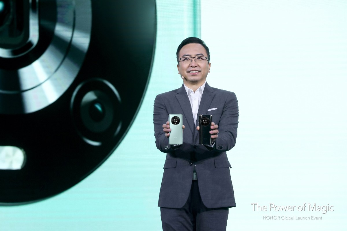 系列|荣耀Magic4系列全球亮相,首创智慧隐私通话功能防止信息泄露