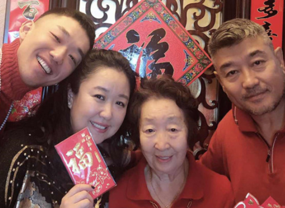 彭玉八年付出没留住卧床丈夫67岁嫁自己的姐夫余生相互陪伴