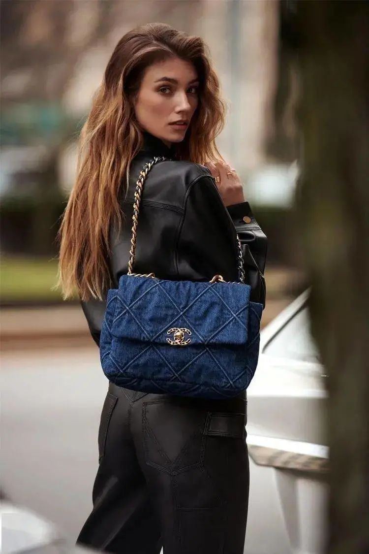 Tee 这4种牛仔单品，春天穿最合适，好看又时髦