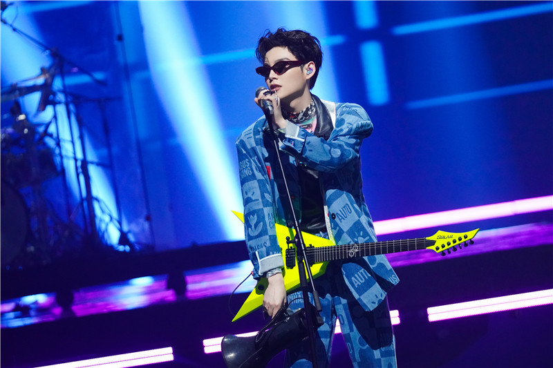 张楚为|从神奇植物园到未来宇宙，《闪光的乐队》用音乐多元呈现虚拟世界