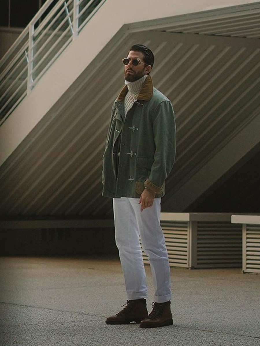 毛衣 高领毛衣先不要藏起来,在早春还是很实用,这样搭型男范十足