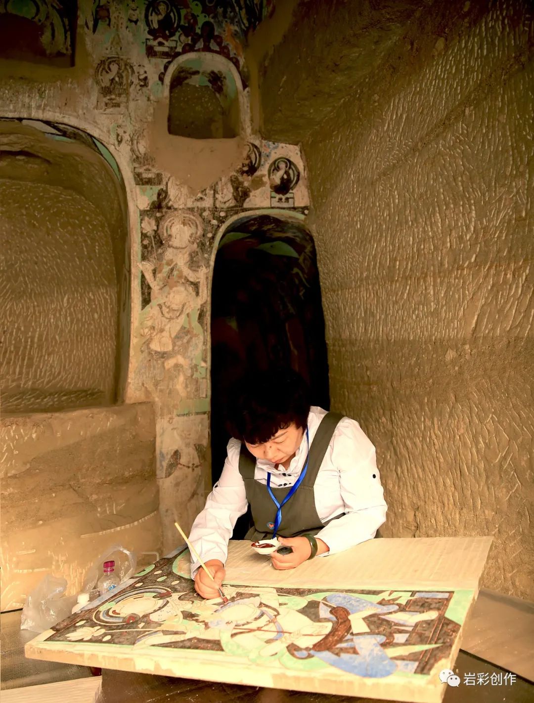 赵丽娅岩彩画相