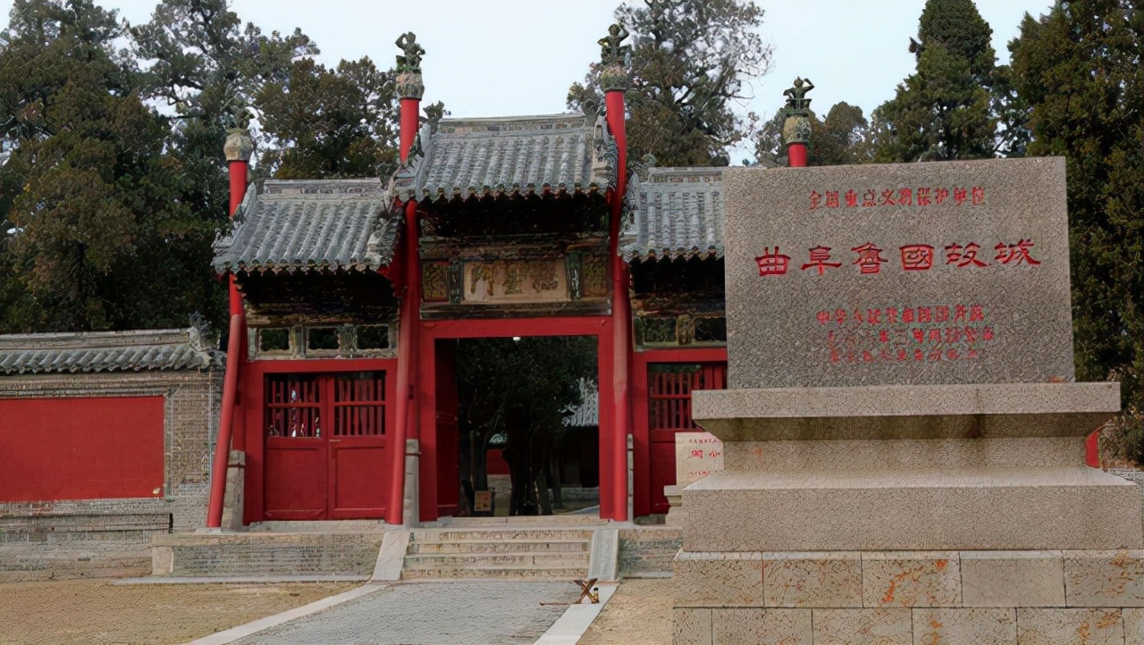 原创
鲁国故城有一个“辇路碑”,此碑为何一折两段,至今原因不清楚