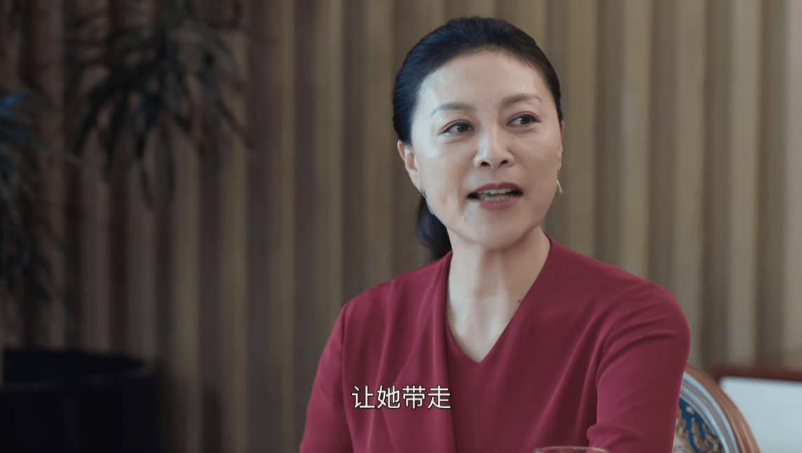 杨子姗|收视黑马来了，看杨子姗的新剧，观众吐槽：笑到飙泪、完全不够看