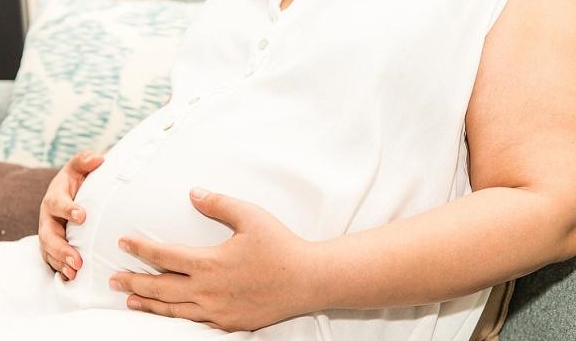 膀胱|胎儿若是发育好，会给孕妈发出3个“信号”，全中的恭喜了！