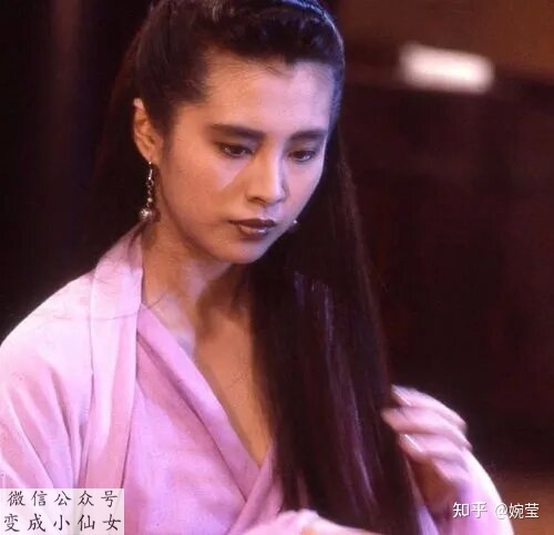 什么王祖贤 ▏嘴凸鼻孔露的她，是靠什么成为一代女神的？