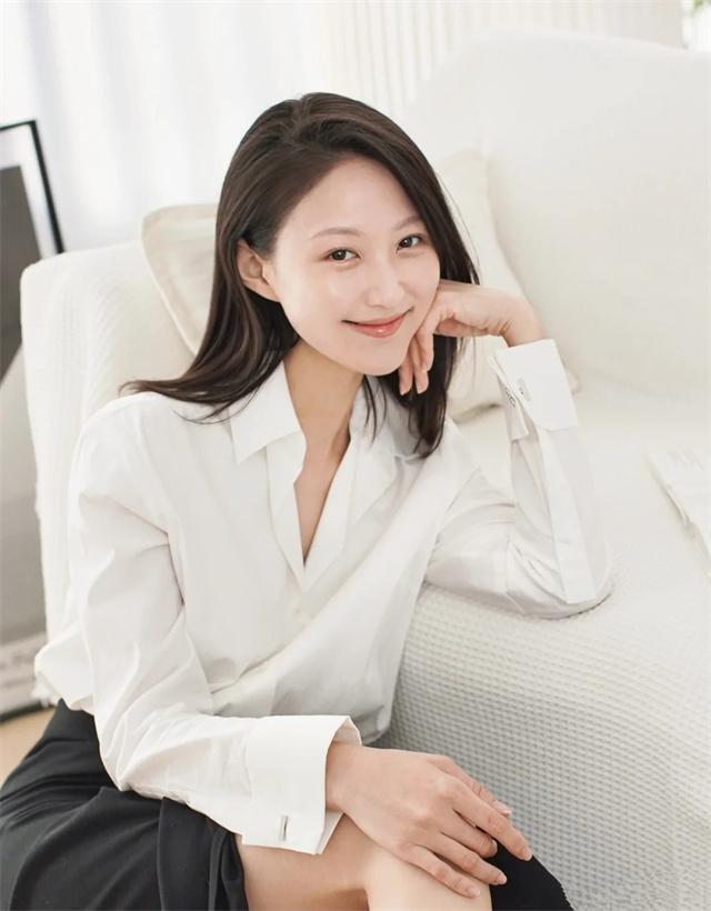 关键过年该怎么化妆？素颜达人会告诉你答案：底妆别太厚，脸别修容