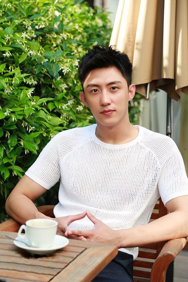 力气活|演员黄景瑜：成名路上有艰辛，16岁辍学打工，不敢在父母面前流泪？？