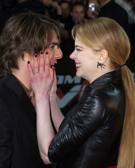 澳国宝女神惨遇"邪教主"阿汤哥?