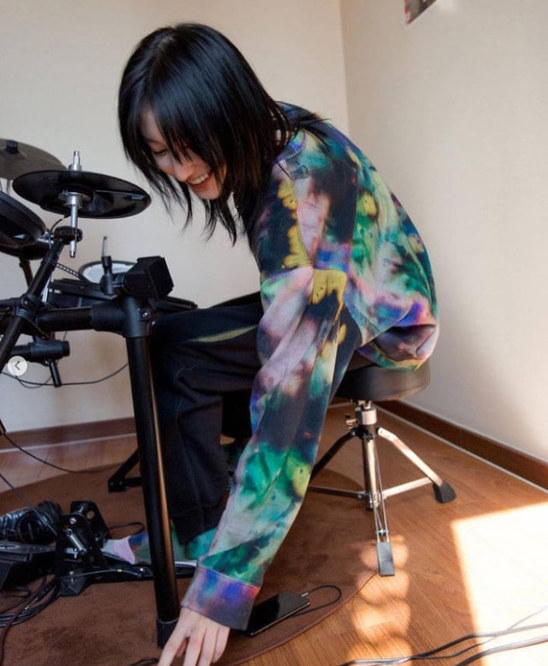 华晨宇为爱纹身?疑将新女友的名字纹到身上,暗戳戳示爱王悦伊