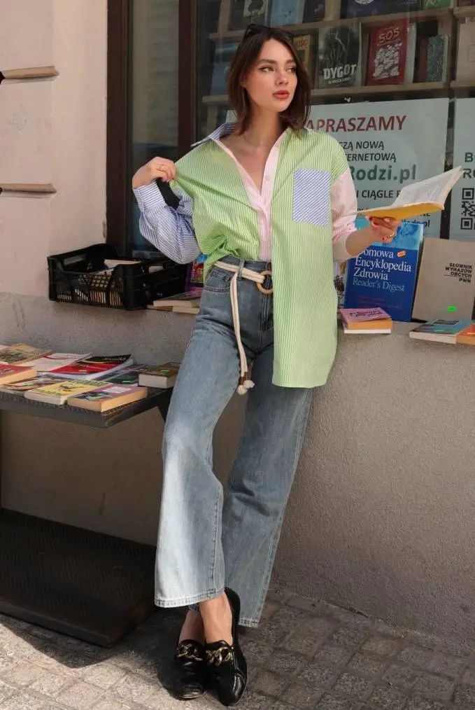 芭蕾 扔掉小白鞋,“牛仔裤+这双鞋”才是2022洋气穿搭!