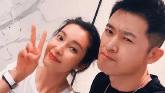 李冰冰49岁李冰冰晒照，大胆颠覆传统印象，又美又飒
