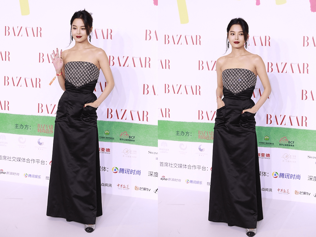 身材 辛芷蕾真是胖得恰到好处，穿小黑裙秀肩秀腰又秀腿，身材太好了