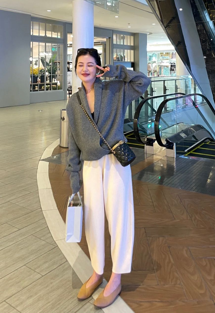 下半身 下半身偏胖的中年女人，别只知道穿阔腿裤，其实这些裤子更显瘦