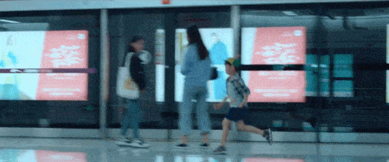 电影|全场都被她演哭，张子枫该为00后拿下第一个影后了！