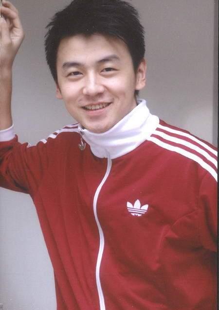 原创雷佳音因泡妞辍学的叛逆少年如何逆袭成为大明星