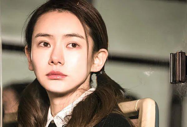 图丨电视剧《北京女子图鉴》中的戚薇跳拍多场景戏时,她严格要求每个