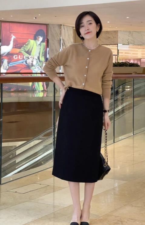 颜色 穿半身裙，鞋子怎么搭配才高级？来学博主这样搭时髦又显气质
