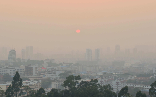 雾霾天气形成的原因及雾霾治理措施方案_空气_污染_悬浮