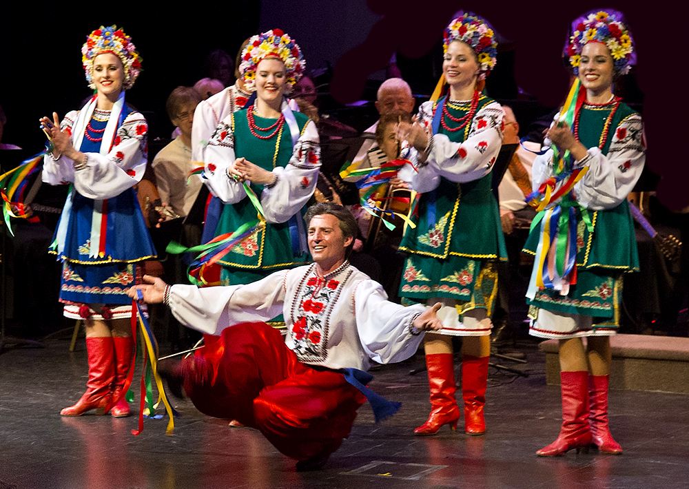 原创传说中的苏联政委舞俄罗斯人有多爱蹲舞蹈也要蹲着跳