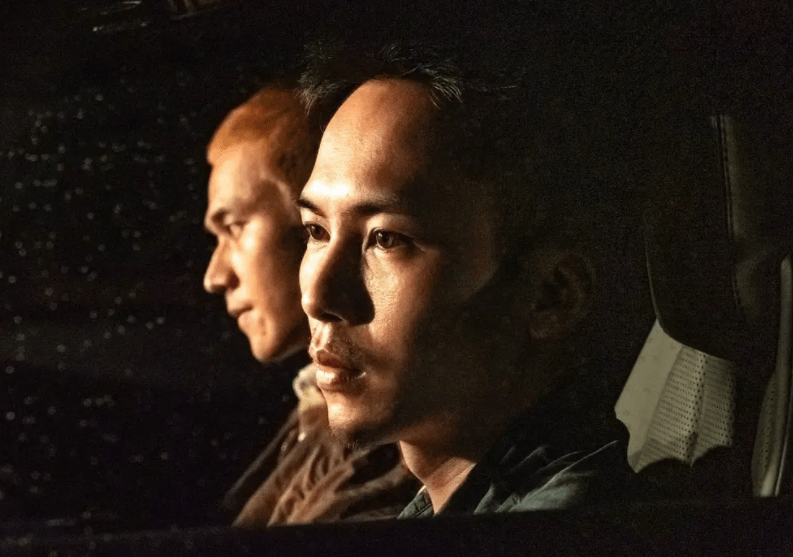 家长|刺眼的光偏向的爱，《阳光普照》下无处可藏，亲情溢出是悲剧开始？