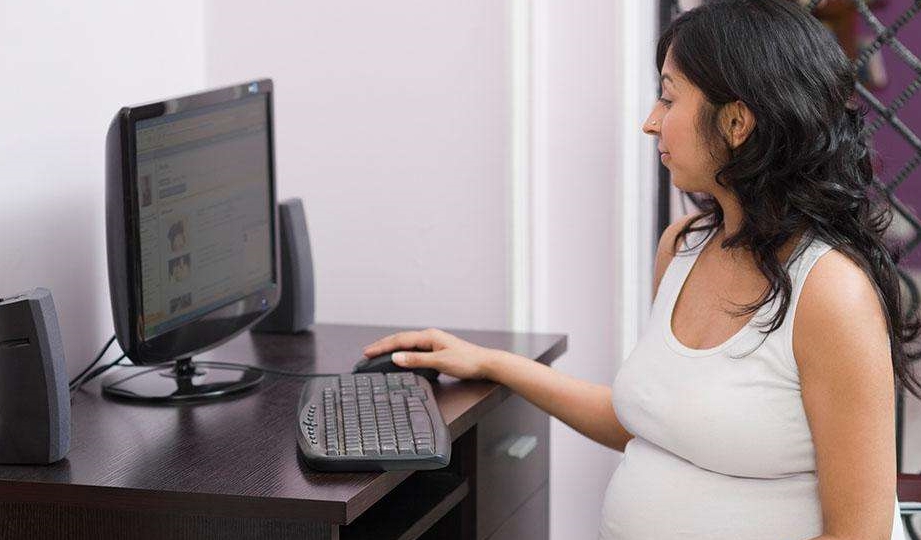 为什么你怀孕了还在坚持上班？孕期上班虽然辛苦，却有这三大好处