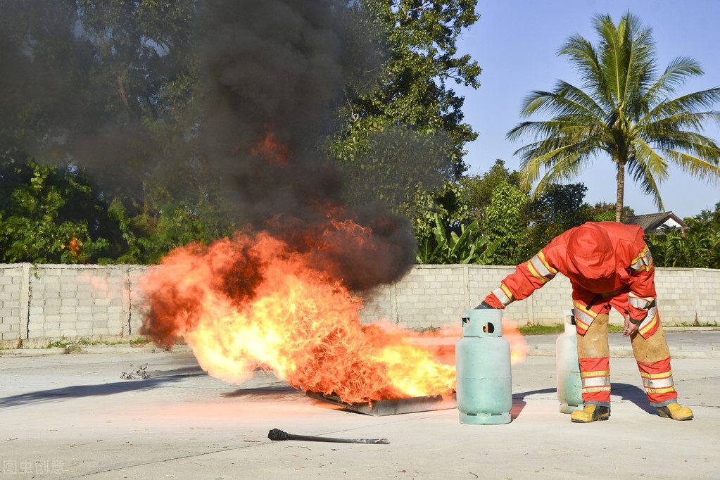 原创大连液化气爆炸8死5伤破坏相当于100公斤tnt为何威力那么大