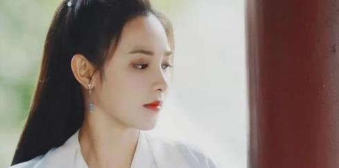 彭小苒|把美女拍出大妈感?于正新剧曝出剧照,彭小苒造型颜值被嘲