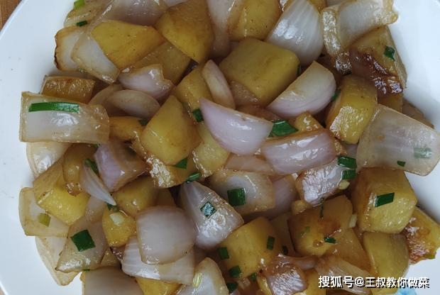 原创孜然洋葱土豆块的家常做法营养好吃鲜香味美不错的家常小炒