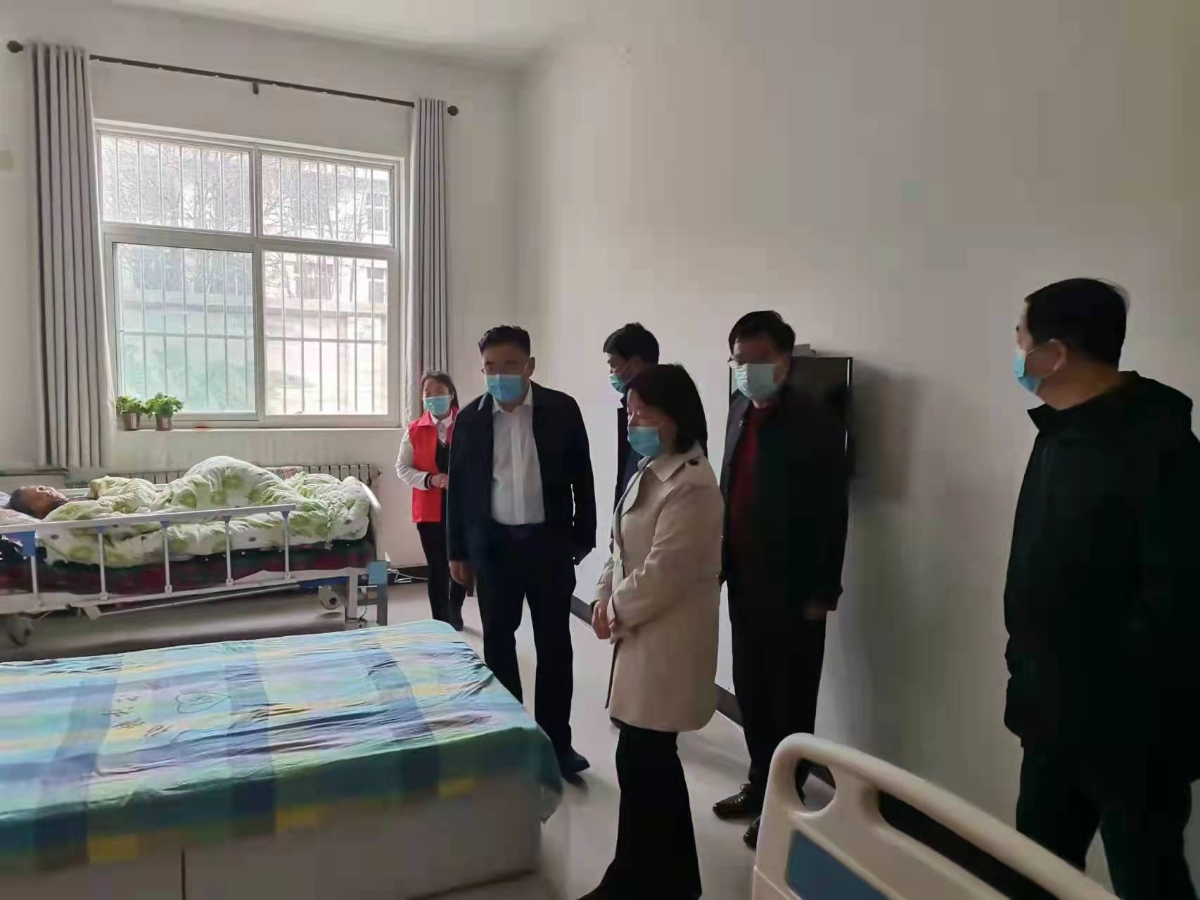 市县民政局领导来合阳县王村镇伯特利养老院检查指导工作_李锋_老人
