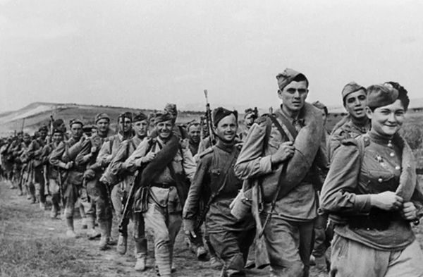 罗马尼亚出兵进攻乌克兰，结果在敖德萨遭到阻击，军队损失超9万