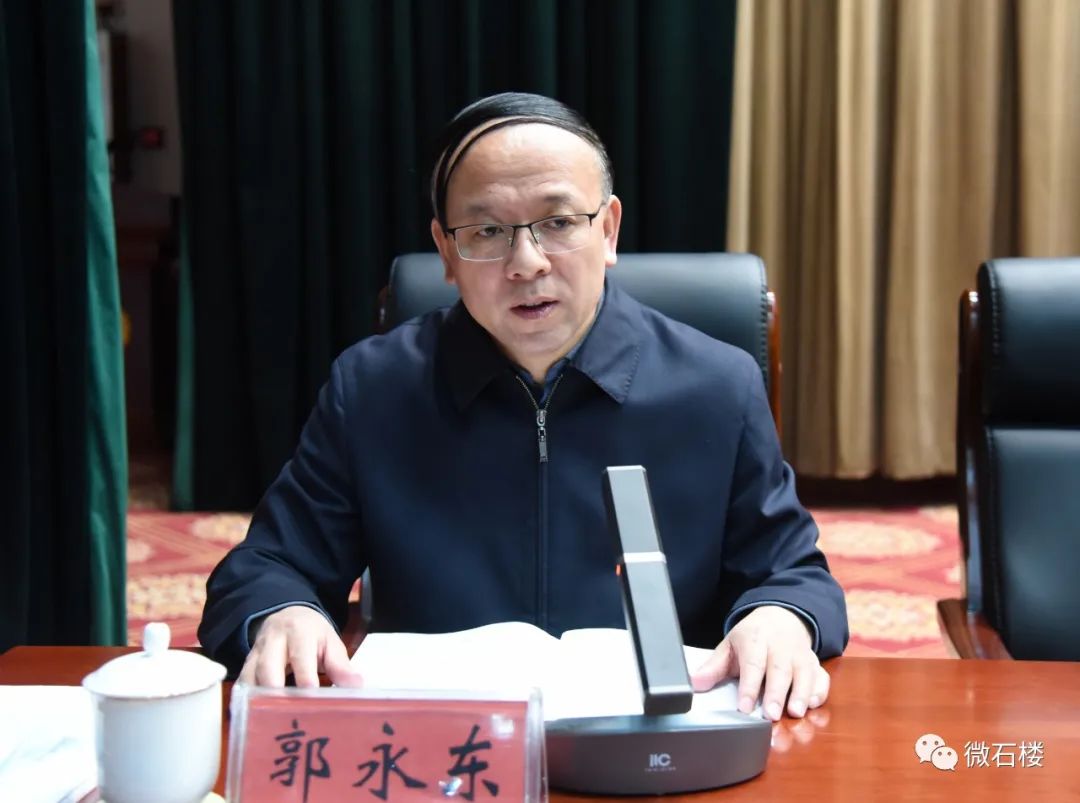 组织部部长 张瑞春县委副书记 王芳县委副书记,县长 张鹏耀王廷洪指出