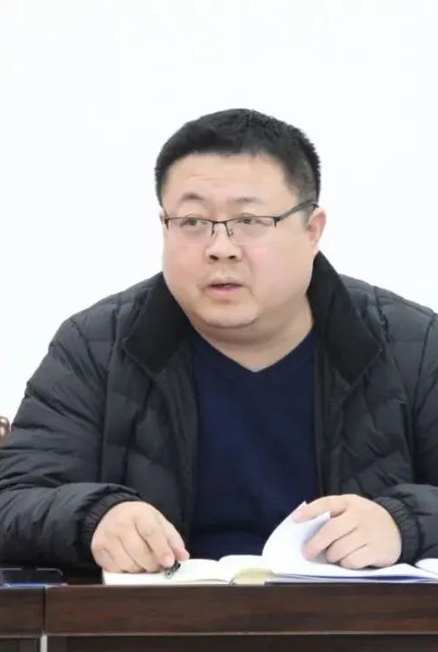 百日攻坚松滋一中召开双优化攻坚暨质量工作委员会第一次会议