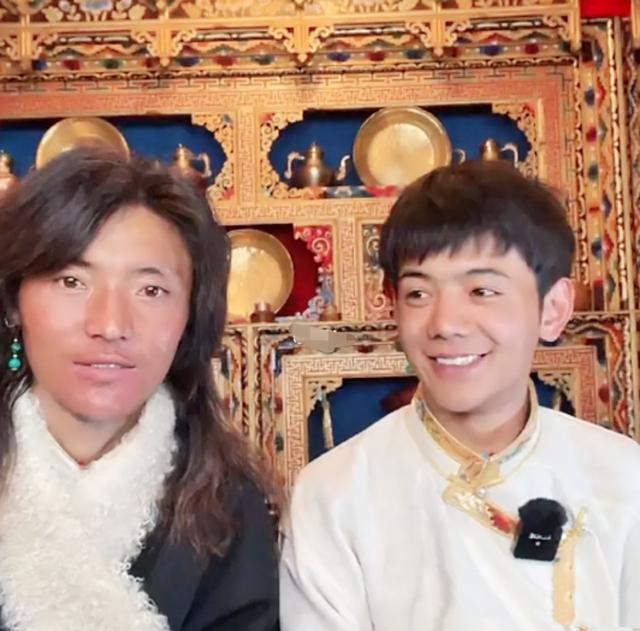 原创丁真舅舅空降热搜第一遭私生粉曝婚内出轨刻意隐瞒结婚生女事实