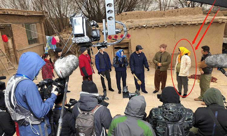 《奔跑吧》路透,baby扮孕妇好接地气,"土味"造型也挡不住高颜值_节目