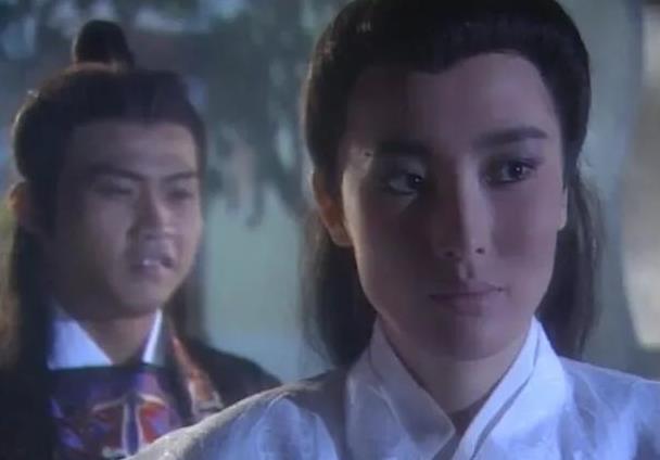 电视剧《莲花争霸》播出28年，女主角嫁给高官，女配角改了国籍