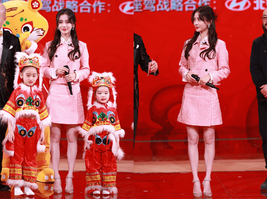 显得 Baby还是这么古灵精怪，当妈了穿粉色也不违和，不梳刘海好俏皮