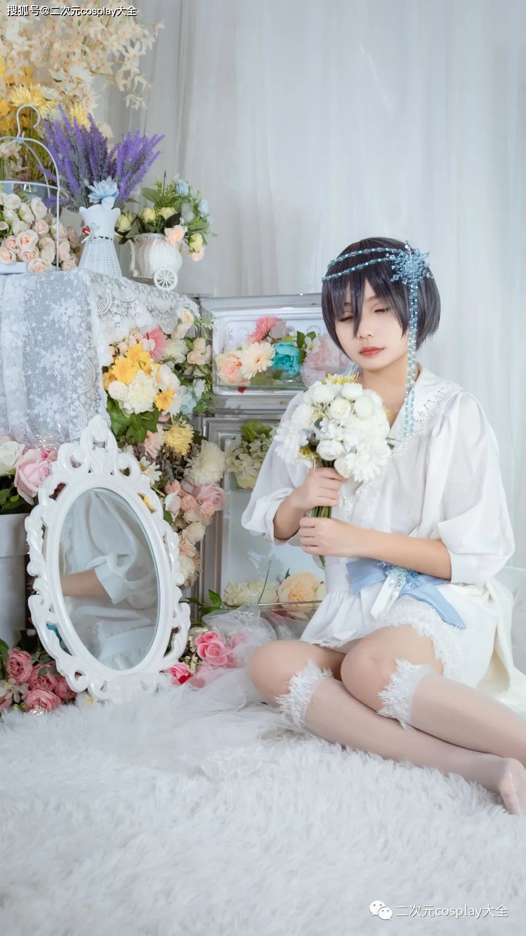 唯美|《黑执事》夏尔冰雪cos，唯美灵动，眼睛好有吸引力