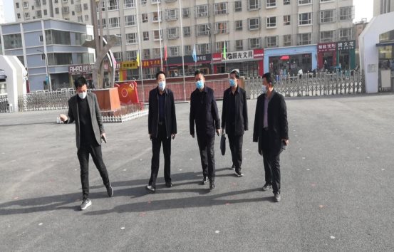 孟宏忠局长莅临五台县龙泉学校视察指导工作