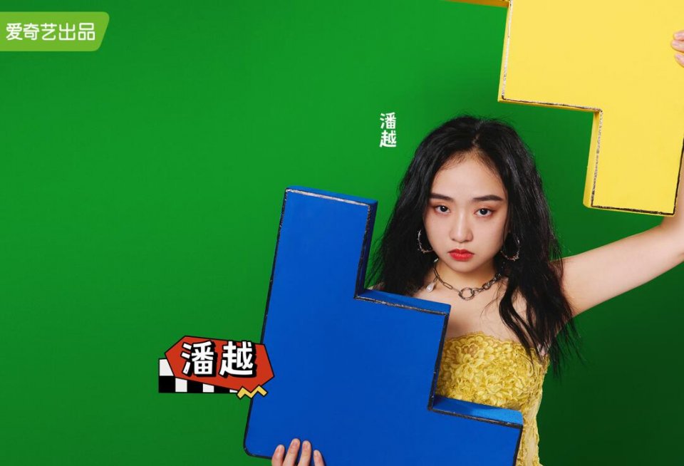 喜剧|《一年一度喜剧大赛》需要搭配热搜一起看，要不然观众会自我怀疑！！