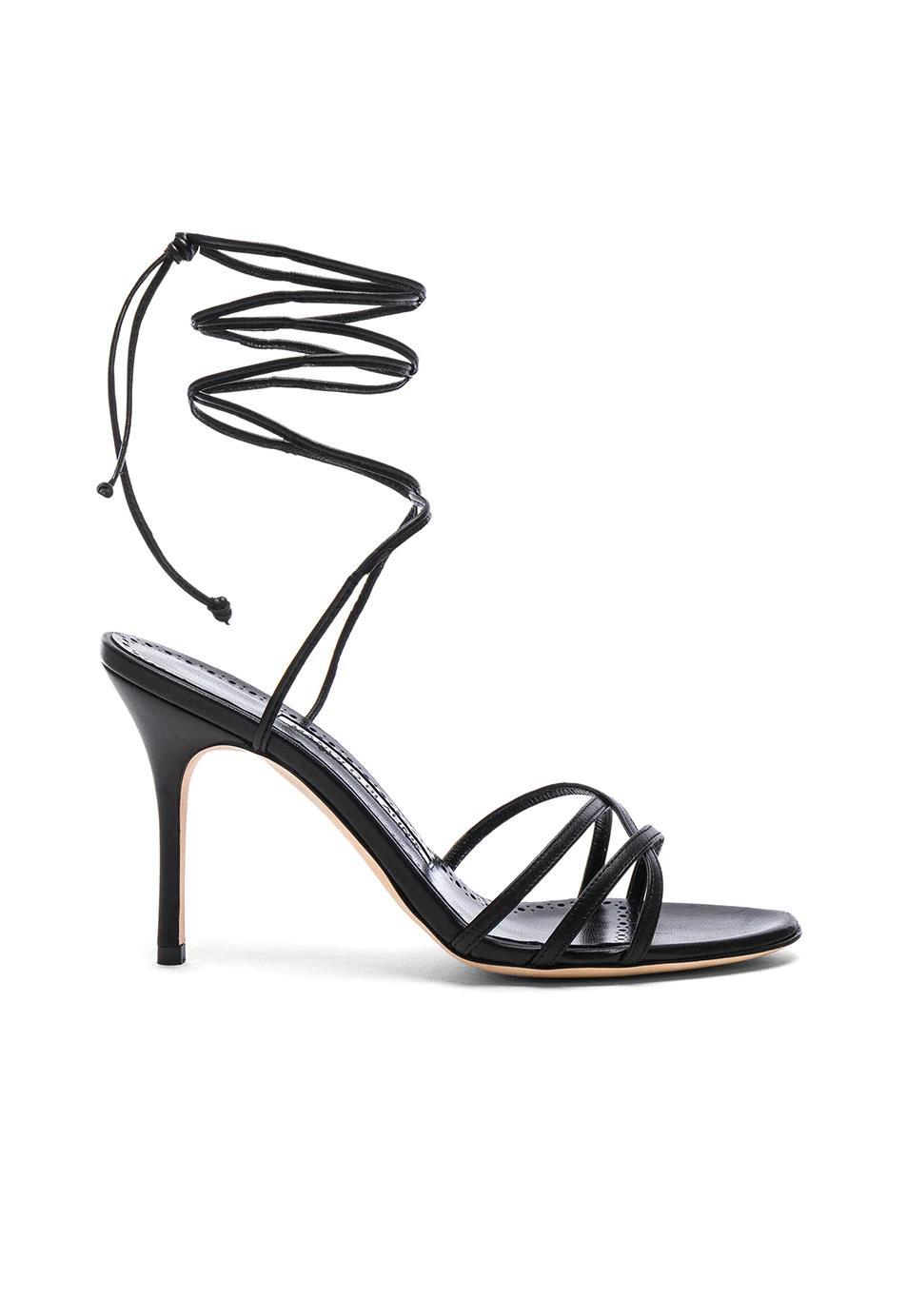 大姐 卡戴珊五姐妹之大姐考特尼·卡戴珊选择的高跟鞋有哪些？