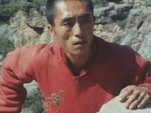 方收|冯小刚：就这样和张艺谋拉开了差距，一个是靠自己，一个是靠贵人？？