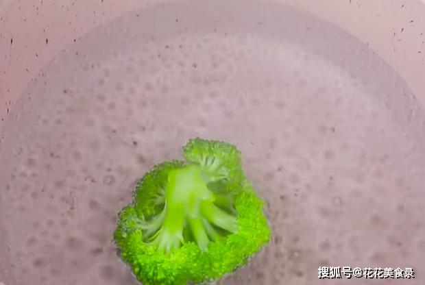 玉米糊|简单好吃的虾泥玉米饼,软嫩鲜香,营养味美,孩子爱吃的营养早餐