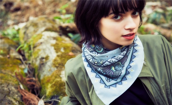 职场 国际知名丝巾YOSHIMASA之职场必备穿搭利器